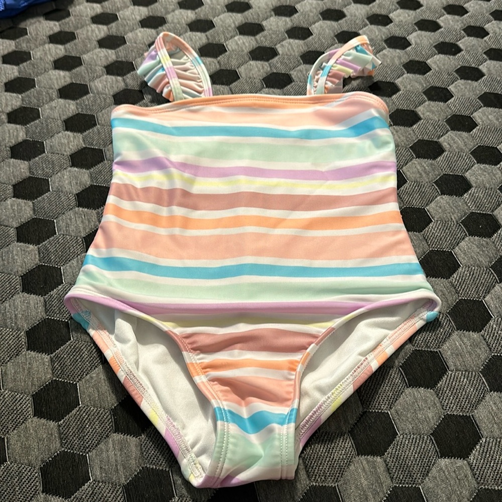Cat & Jack girls swim size 6